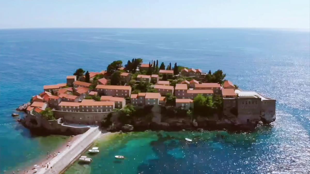 Sveti Stefan Beach photo 1