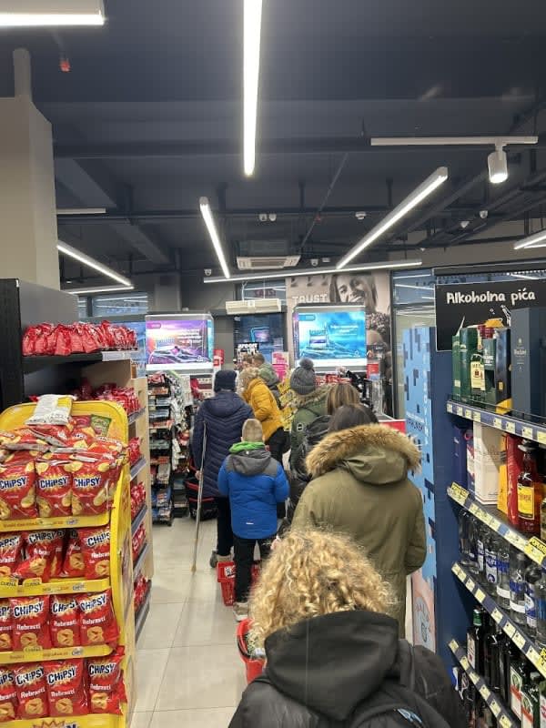 Voli Supermarket photo 3