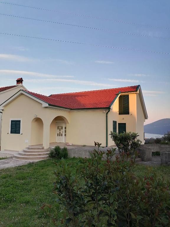 House Leana photo 4
