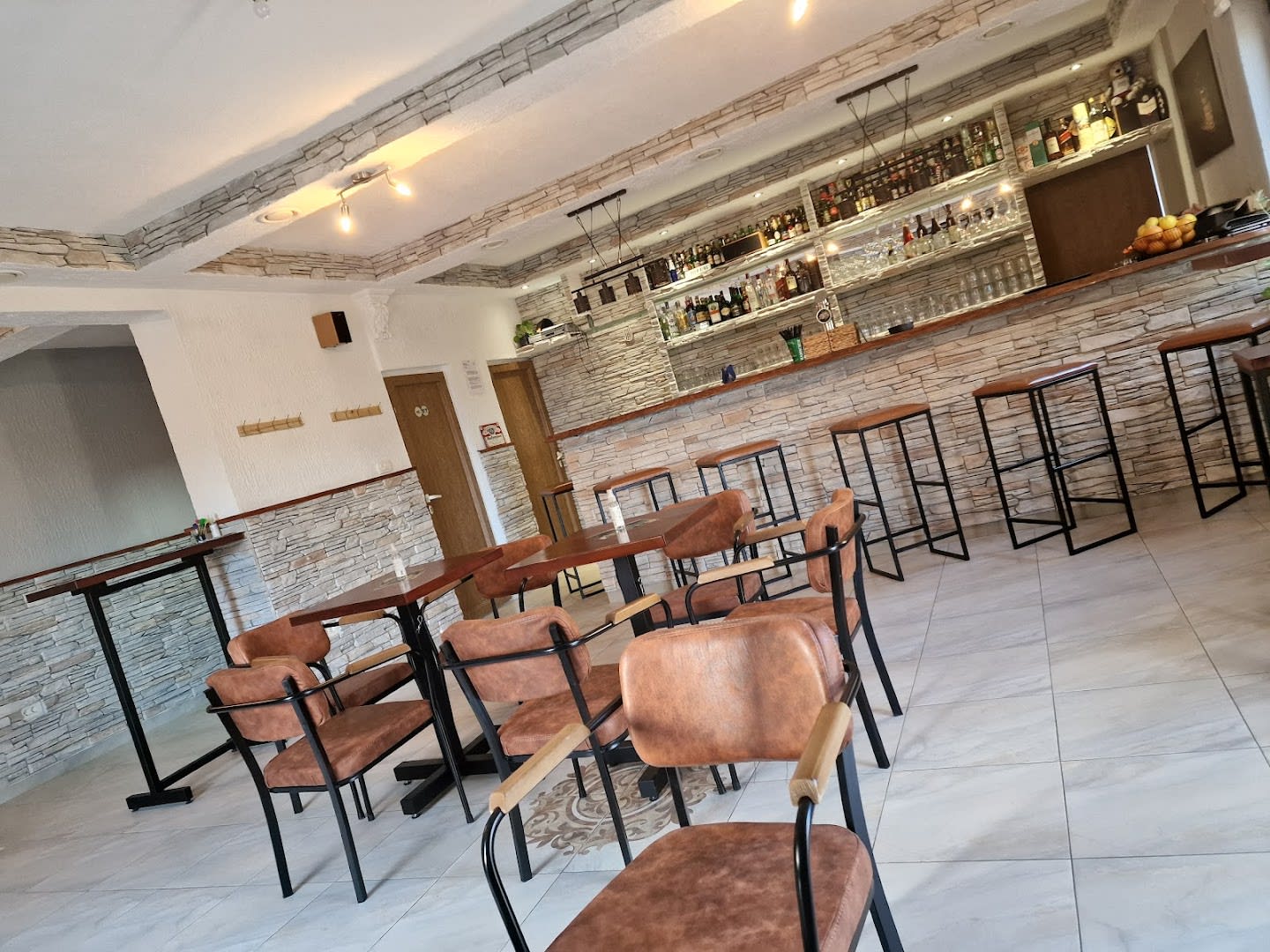 Kontra Caffe Bar photo 2