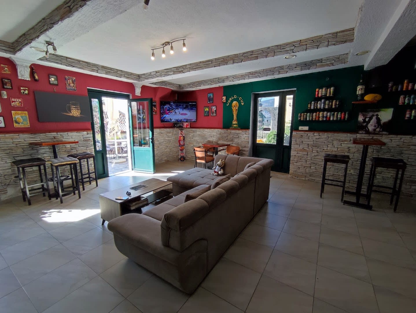 Kontra Caffe Bar photo 4