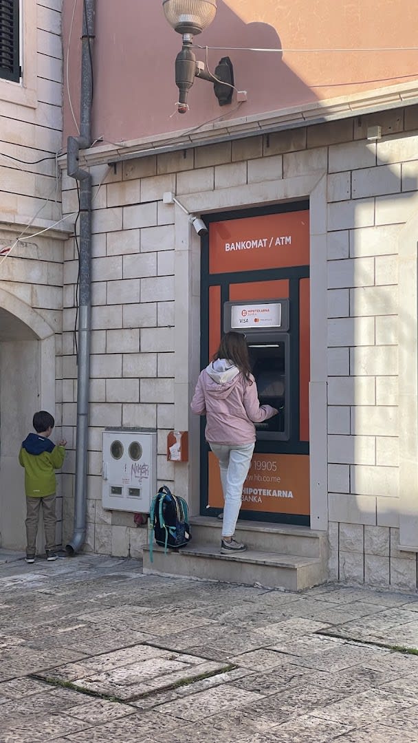 Bankomat Hipotekarne Banke - Herceg Novi filijala photo 3