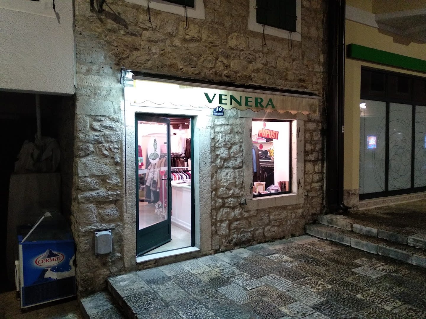 VENERA photo 3