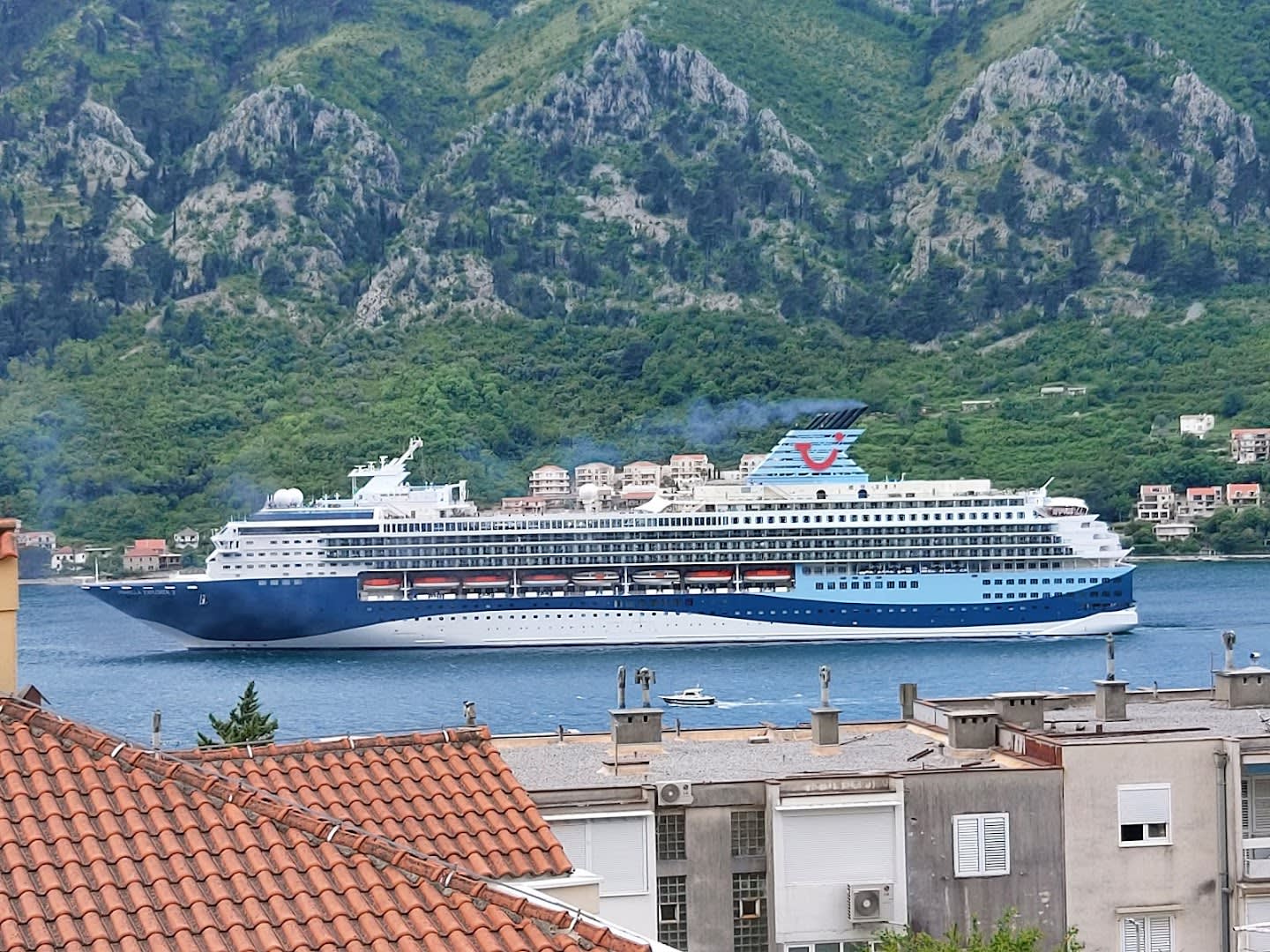 Apartments Kotor Sunrise photo 9