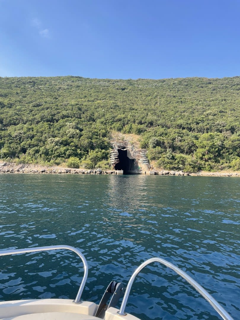 AKRUVIUM Speed Boat Tours photo 10