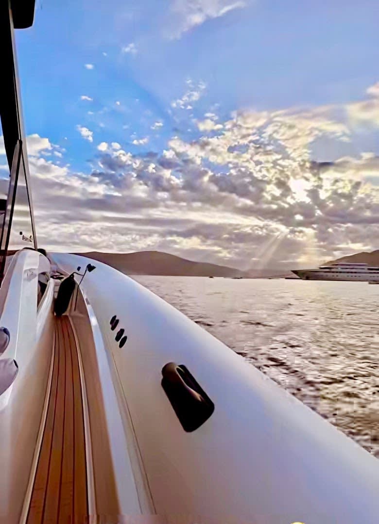 Enjoy Luxury Charter photo 4