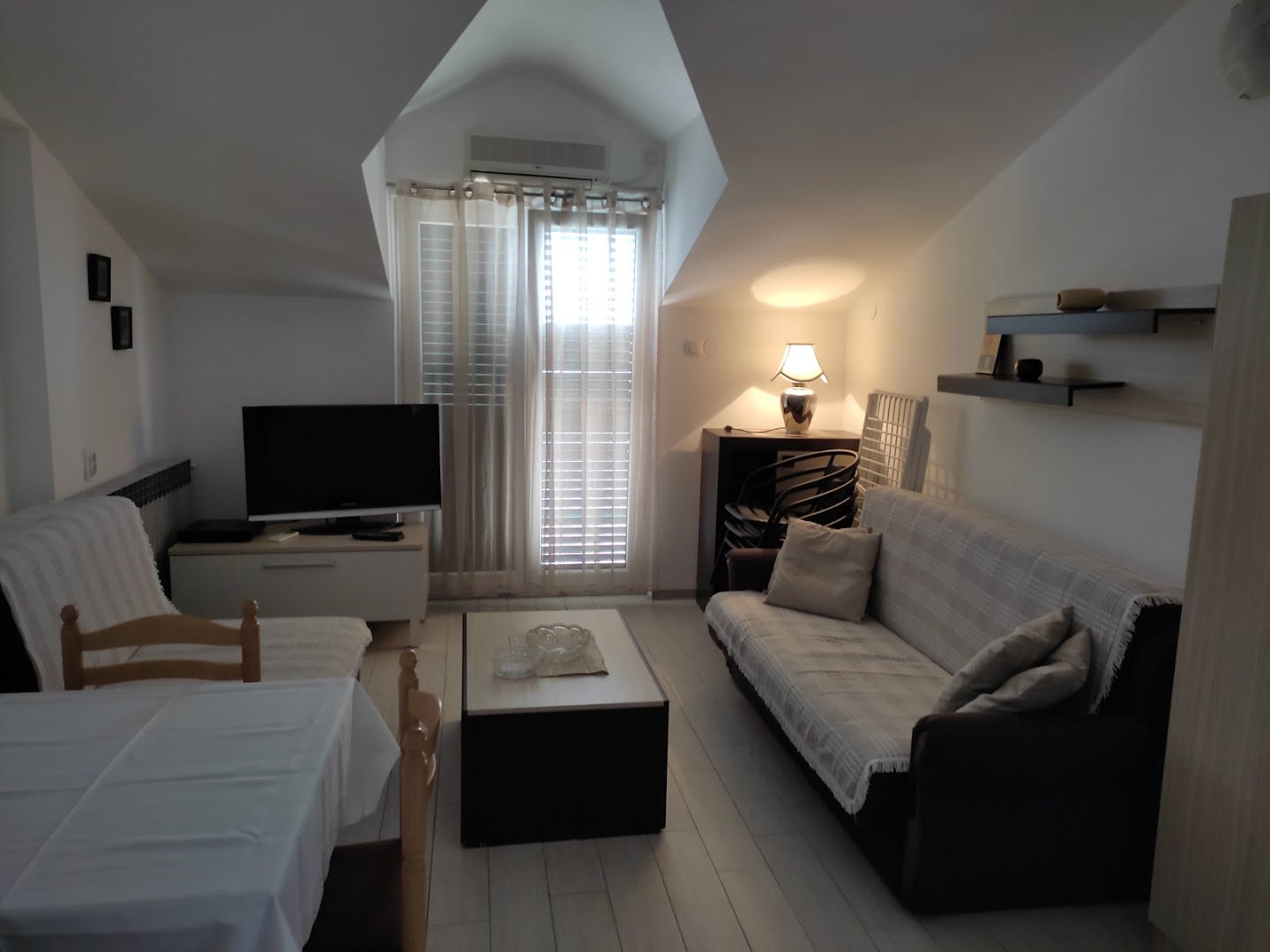 Iva Apartments photo 3