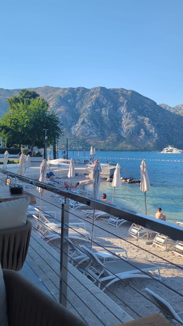 Ole Beach & Bar photo 2