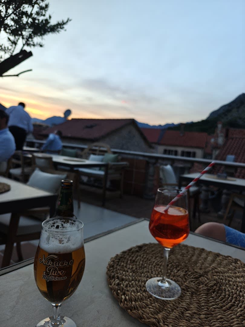 Rooftop Terrace Hippocampus photo 10