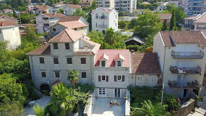 Apartmani Mali Palaz