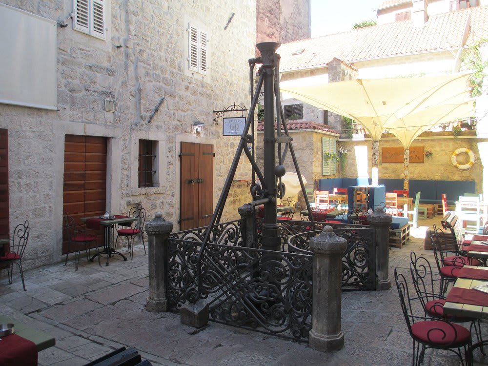 Karampana Well photo 1