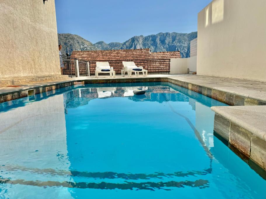 Prcanj Sunny Port Apartments photo 1