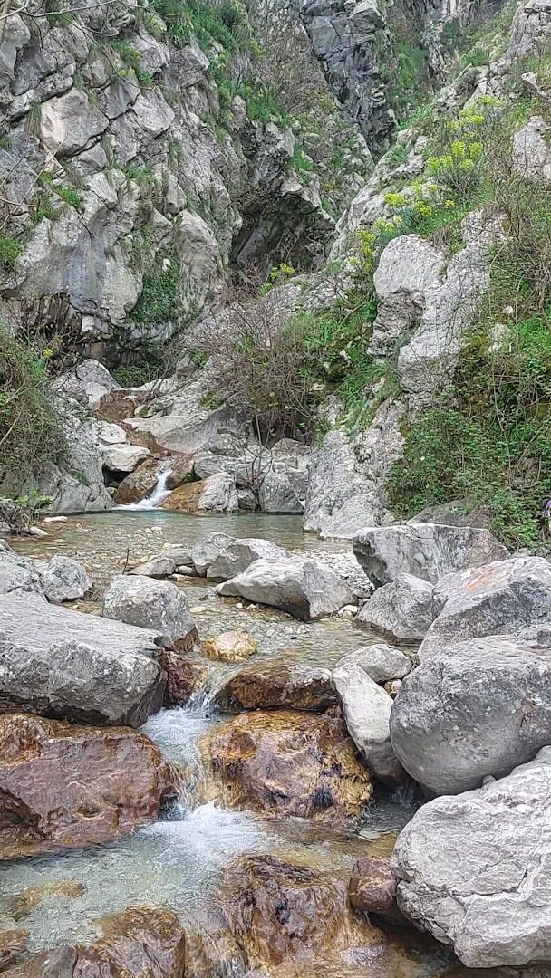 Skurda Canyon photo 9