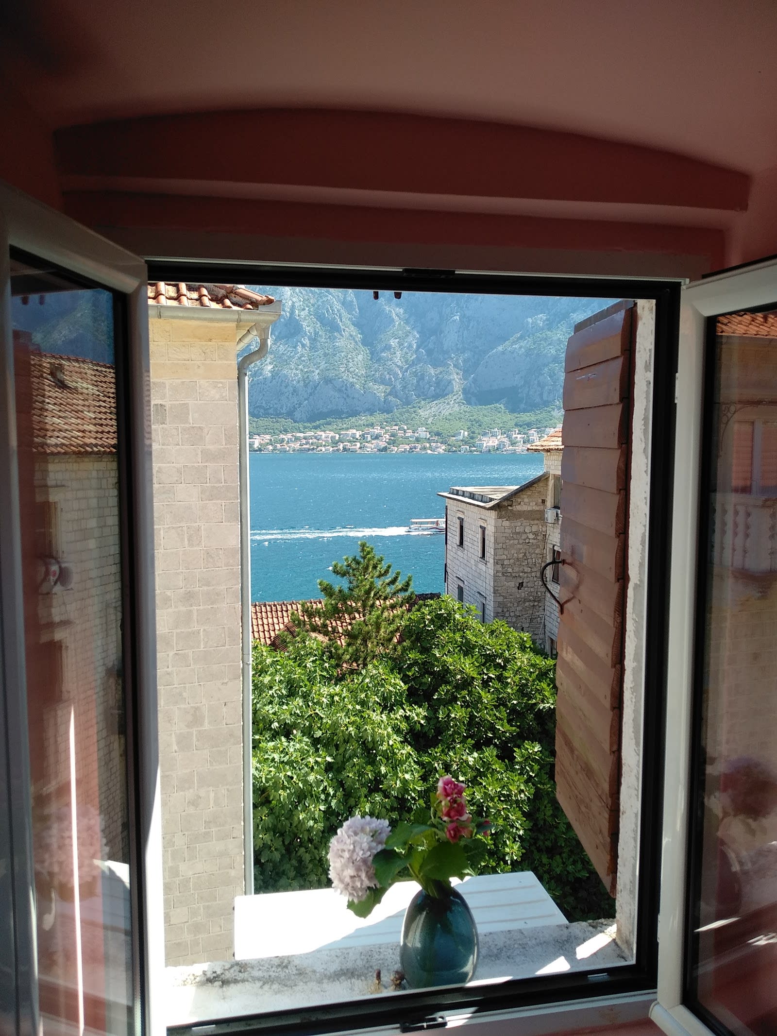Apartments Jelena photo 4