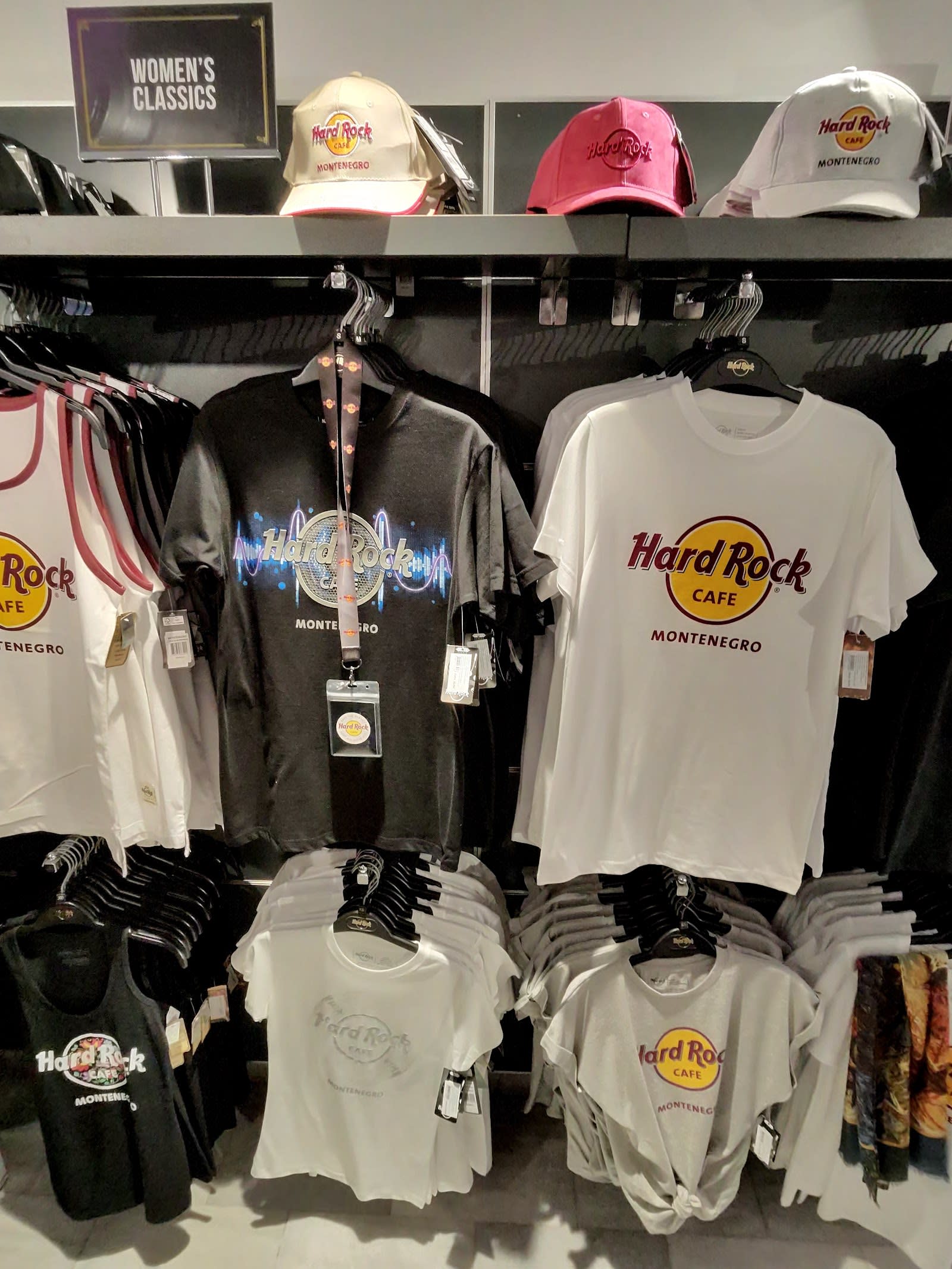 Hard Rock Cafe - Souvenir Rock Shop photo 3