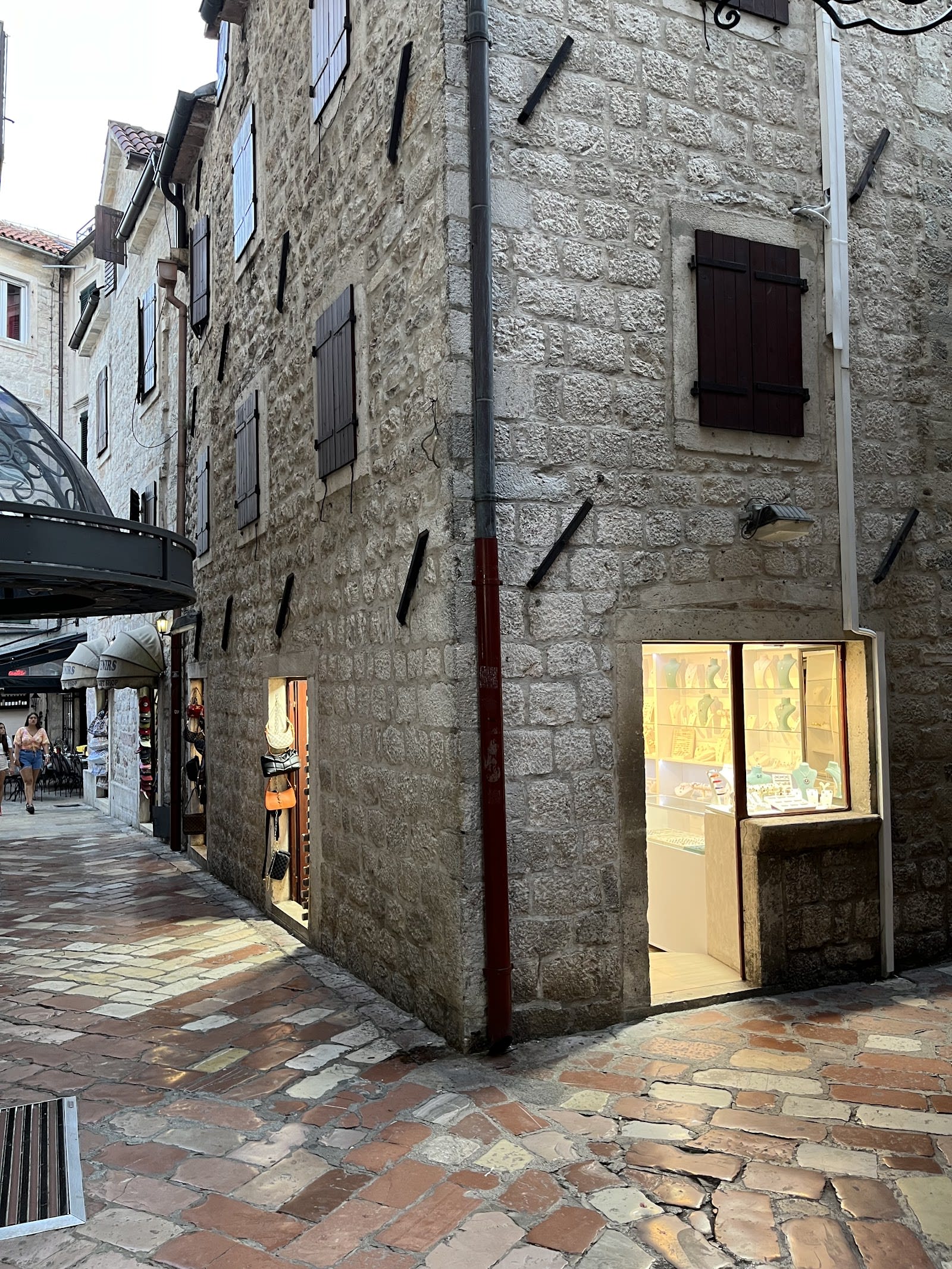 Luxury Shopping Center photo 3
