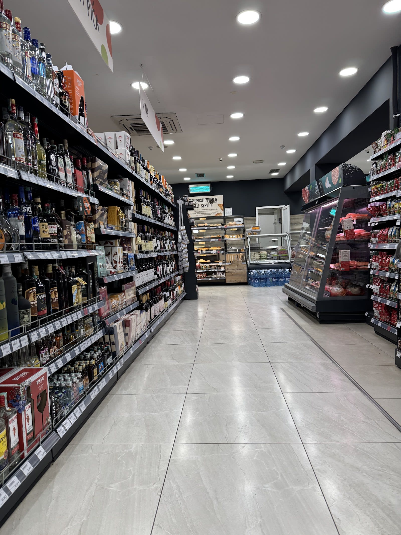 Aroma Market photo 3