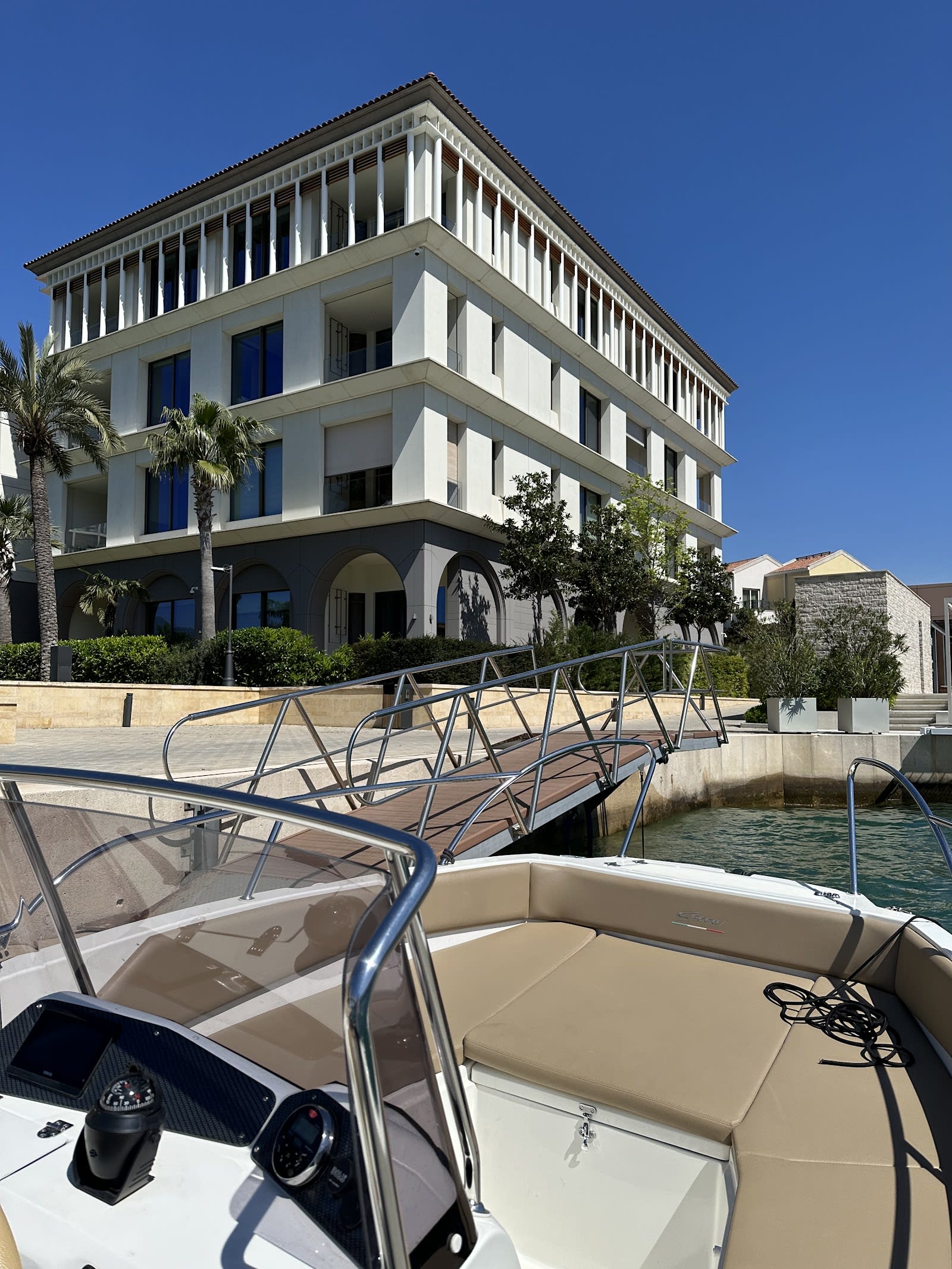 Taxi Boat 65 photo 6