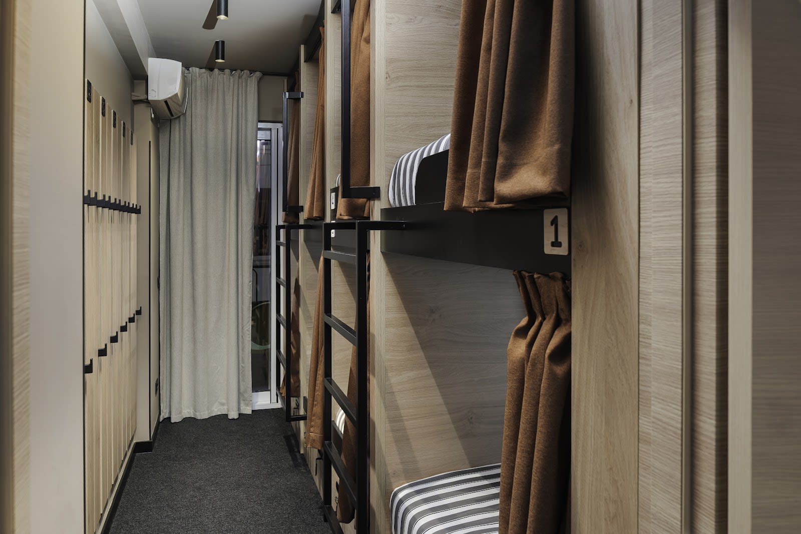U-Night Hostel photo 3