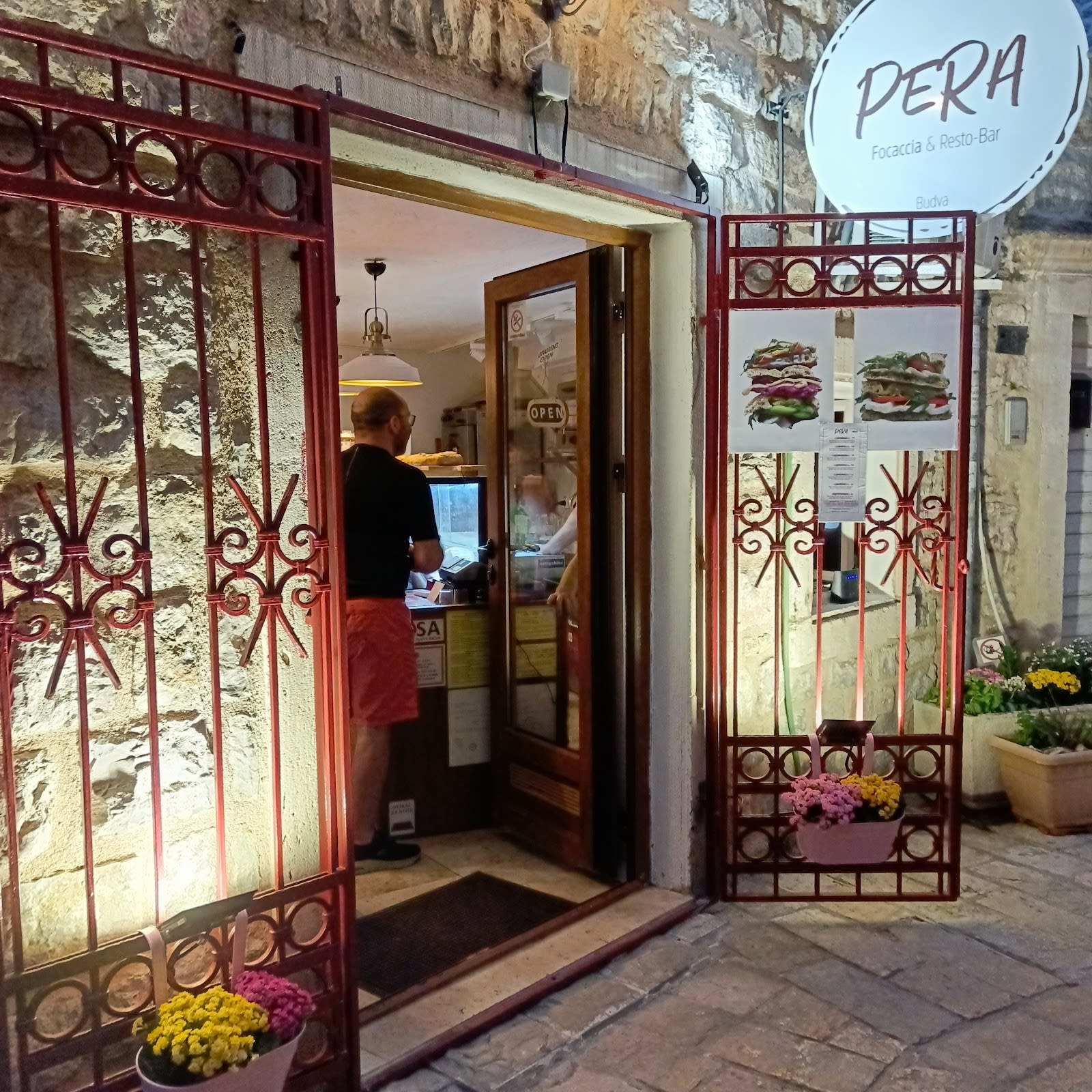 Pera, Focaccia & Resto-Bar photo 7