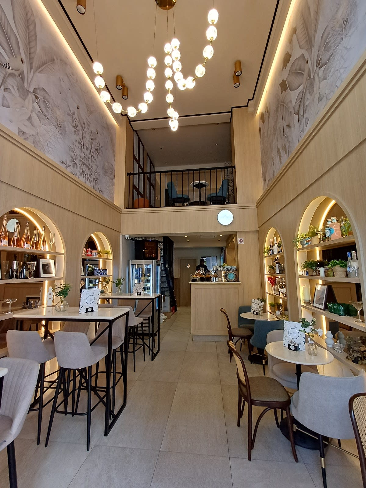Le Petit Bar photo 4