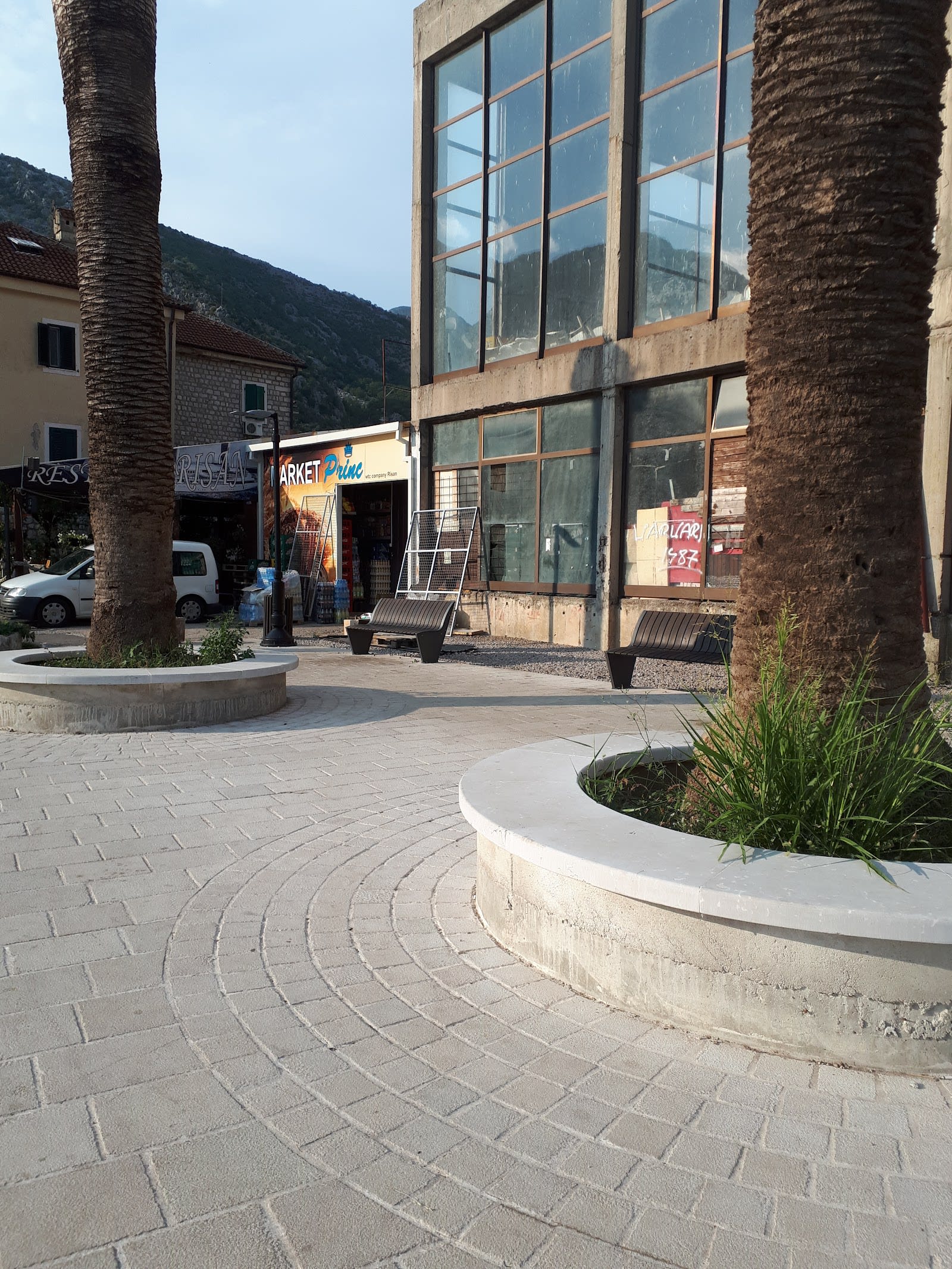 Mini Market Princ photo 4