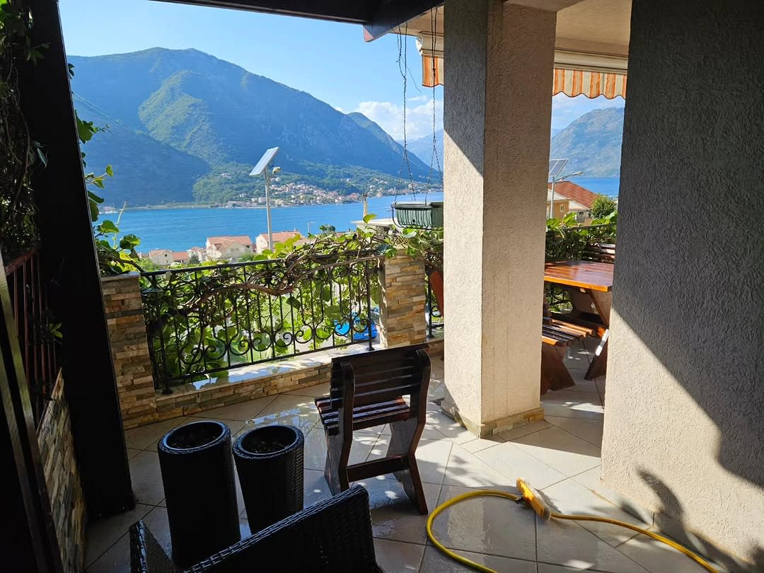 Cattaro Fjord Apartment photo 9