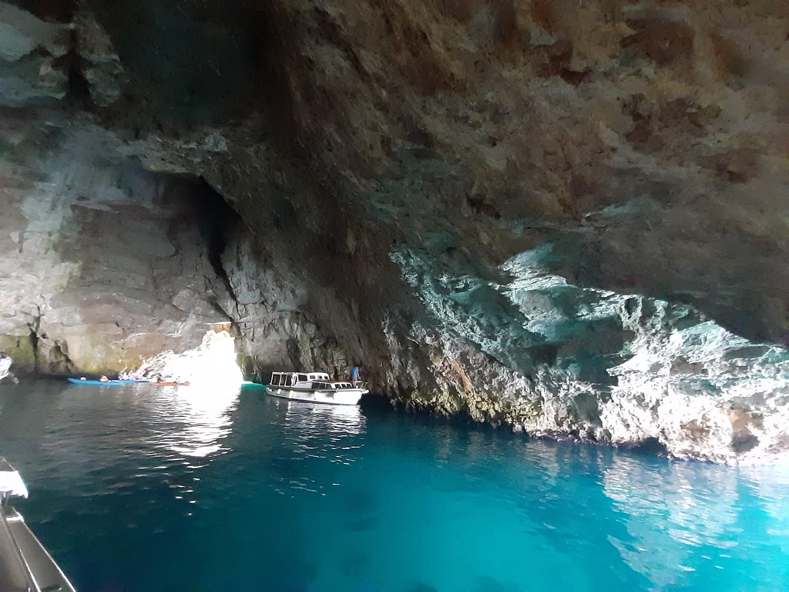 Blue Grotto (Plava Špilja) photo 7