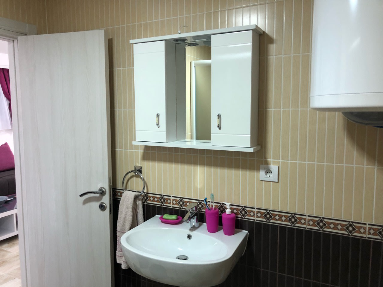 J&amp;B LUX Apartment photo 4