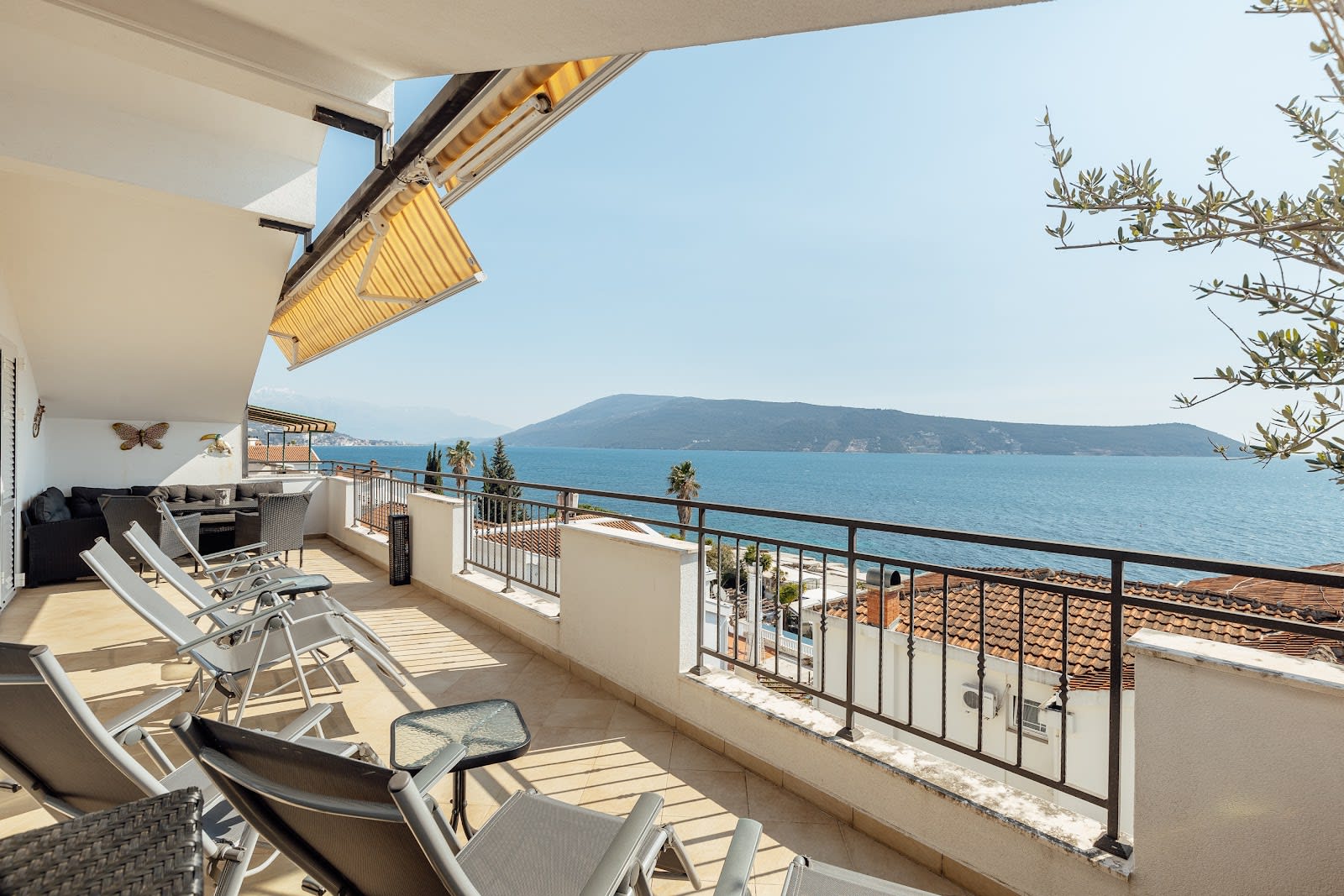 Penthouse Savina photo 3