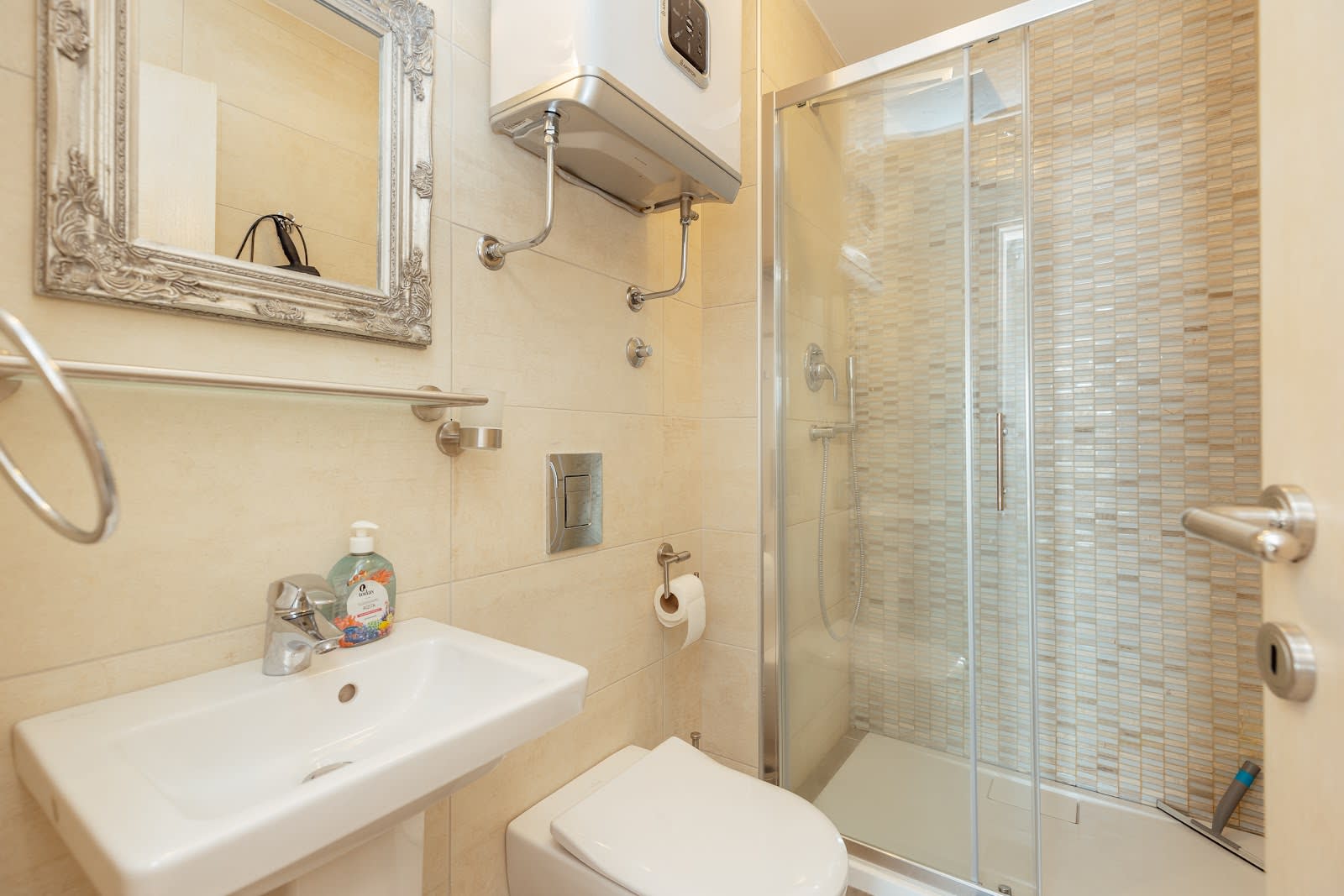 Penthouse Savina photo 8