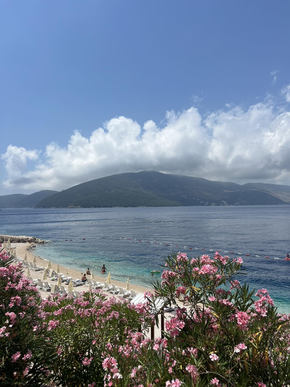 Rose Beach photo 4