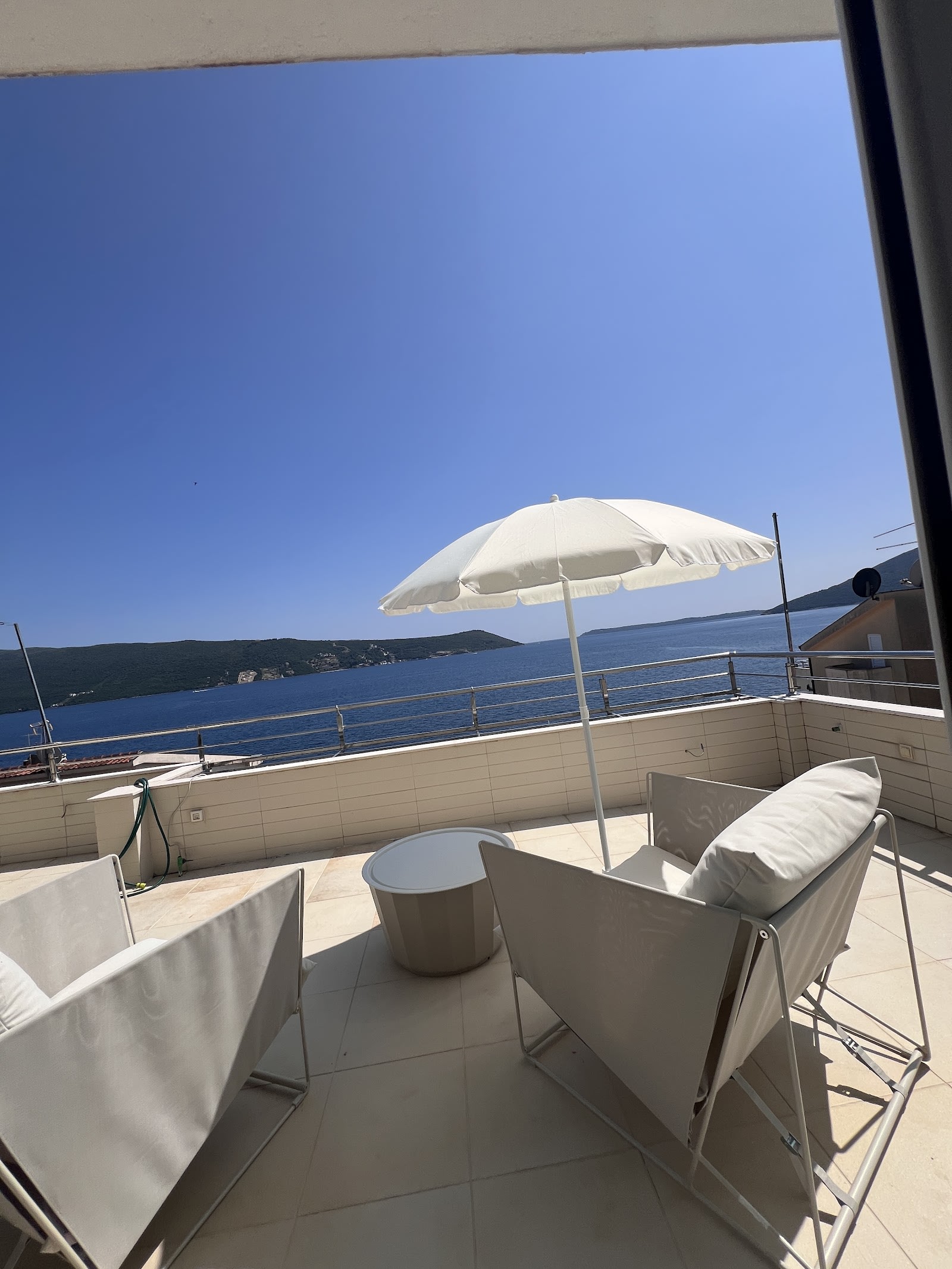 Sea Vibes Apartment Rental photo 1