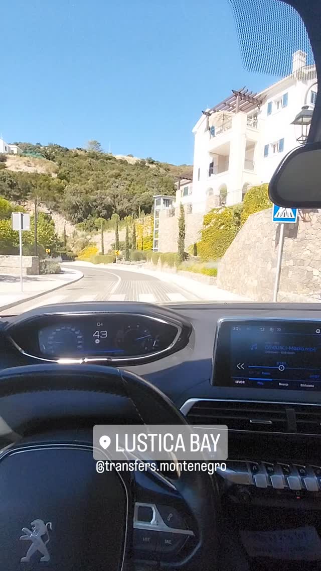 Airport & private transfers - TravelTours Monenegro photo 5