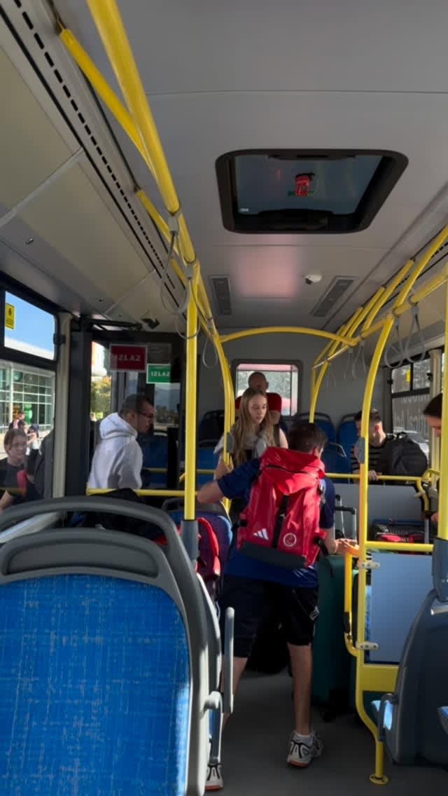 Autobuska stanica Topla photo 3