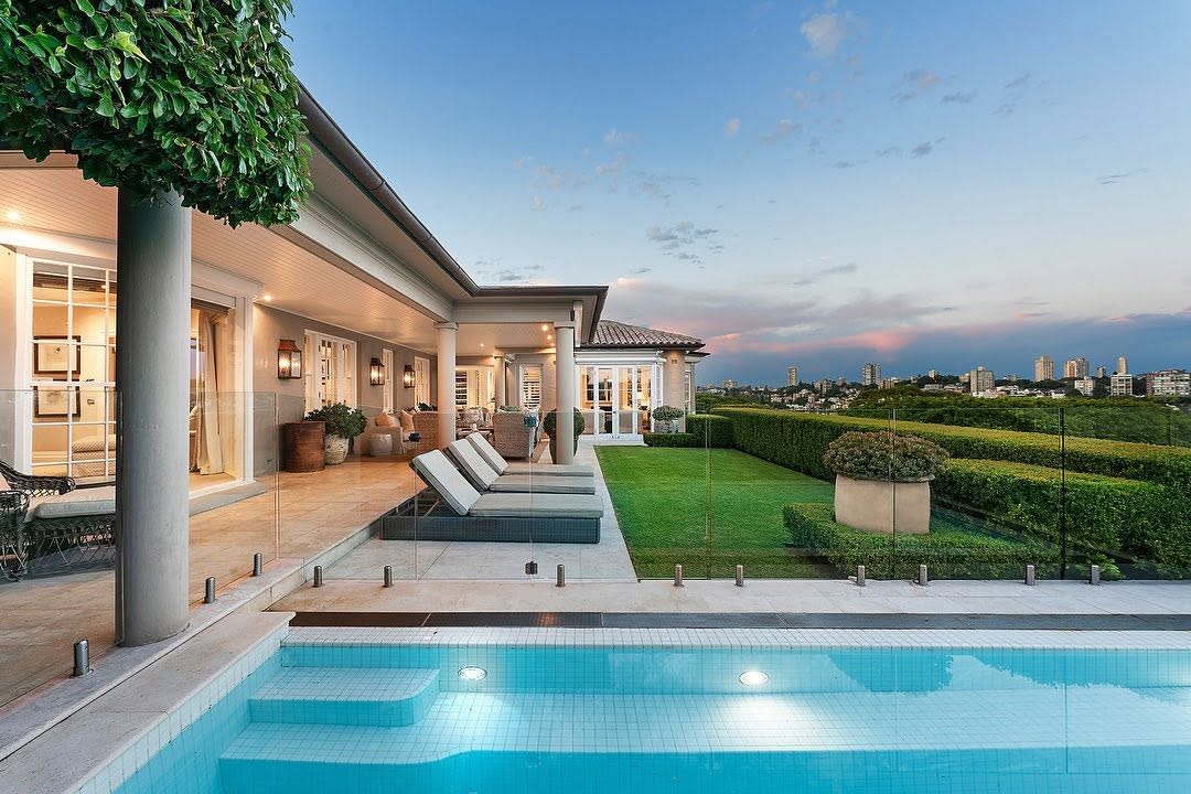 Sea view and family friendly home photo 5