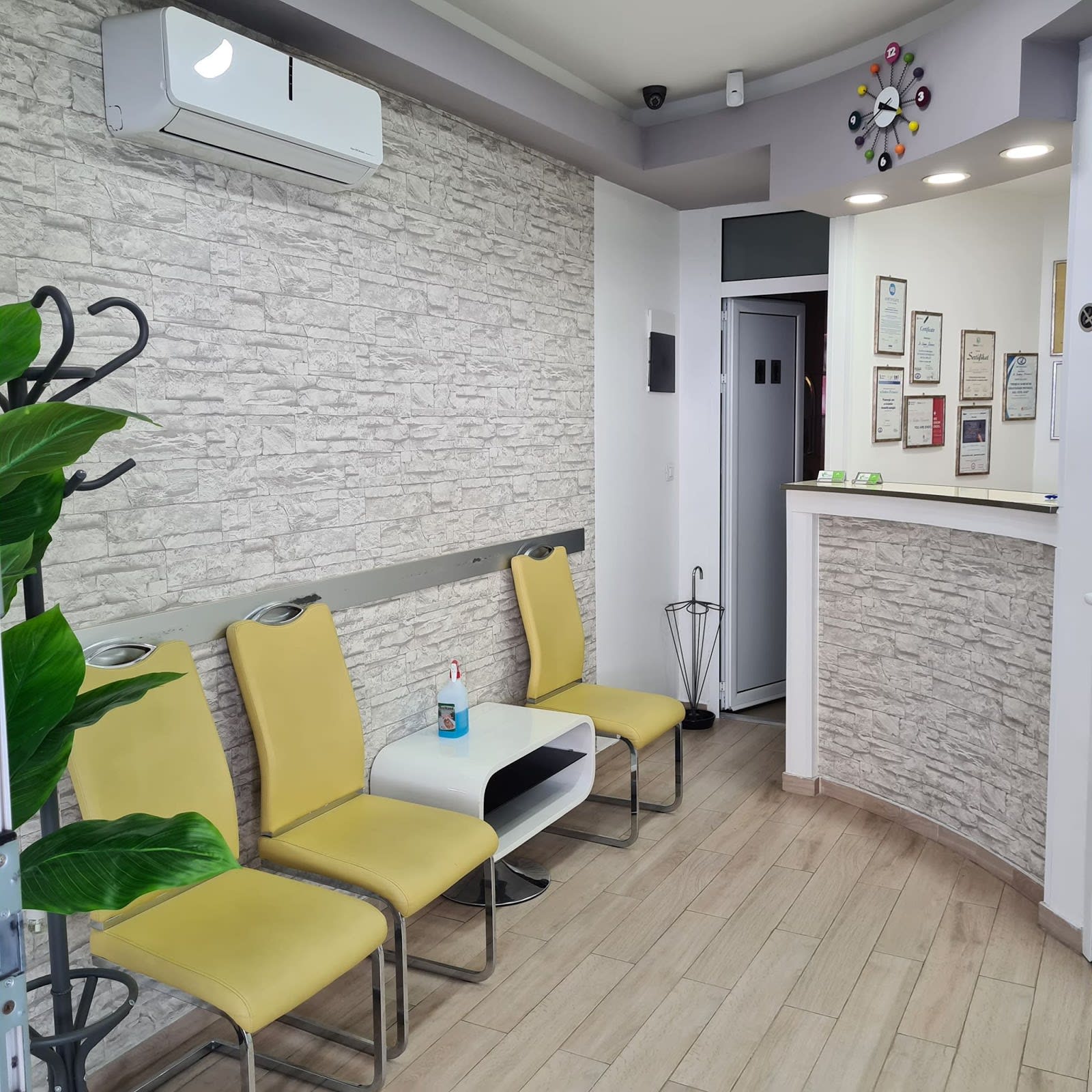 Stomatološka Ordinacija Dr Filimanović - City Kvart, Podgorica photo 5