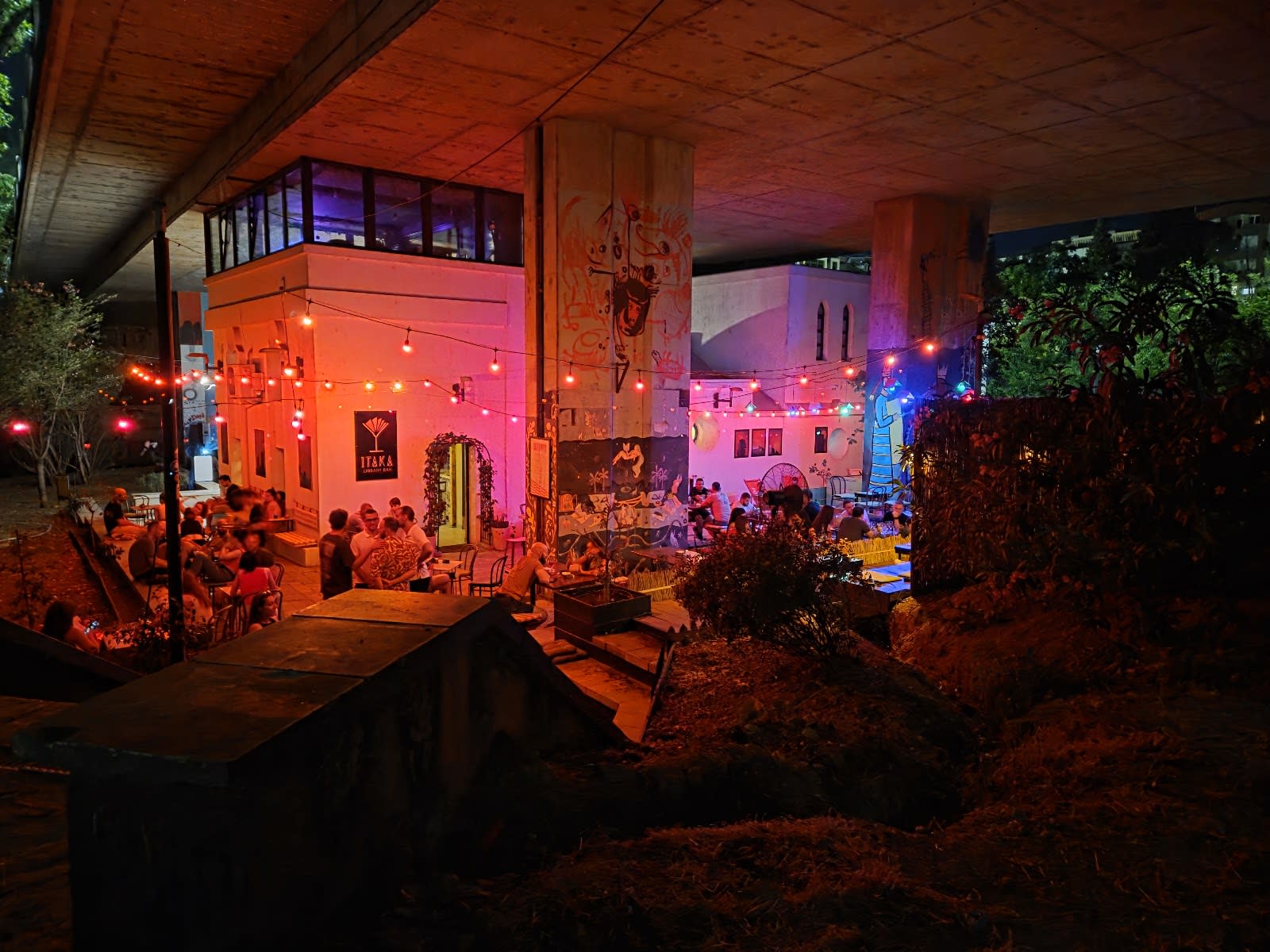 Itaka Library Bar photo 5