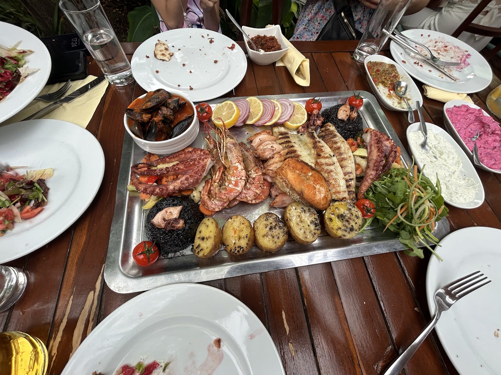 Tiha Noć Restaurant photo 6