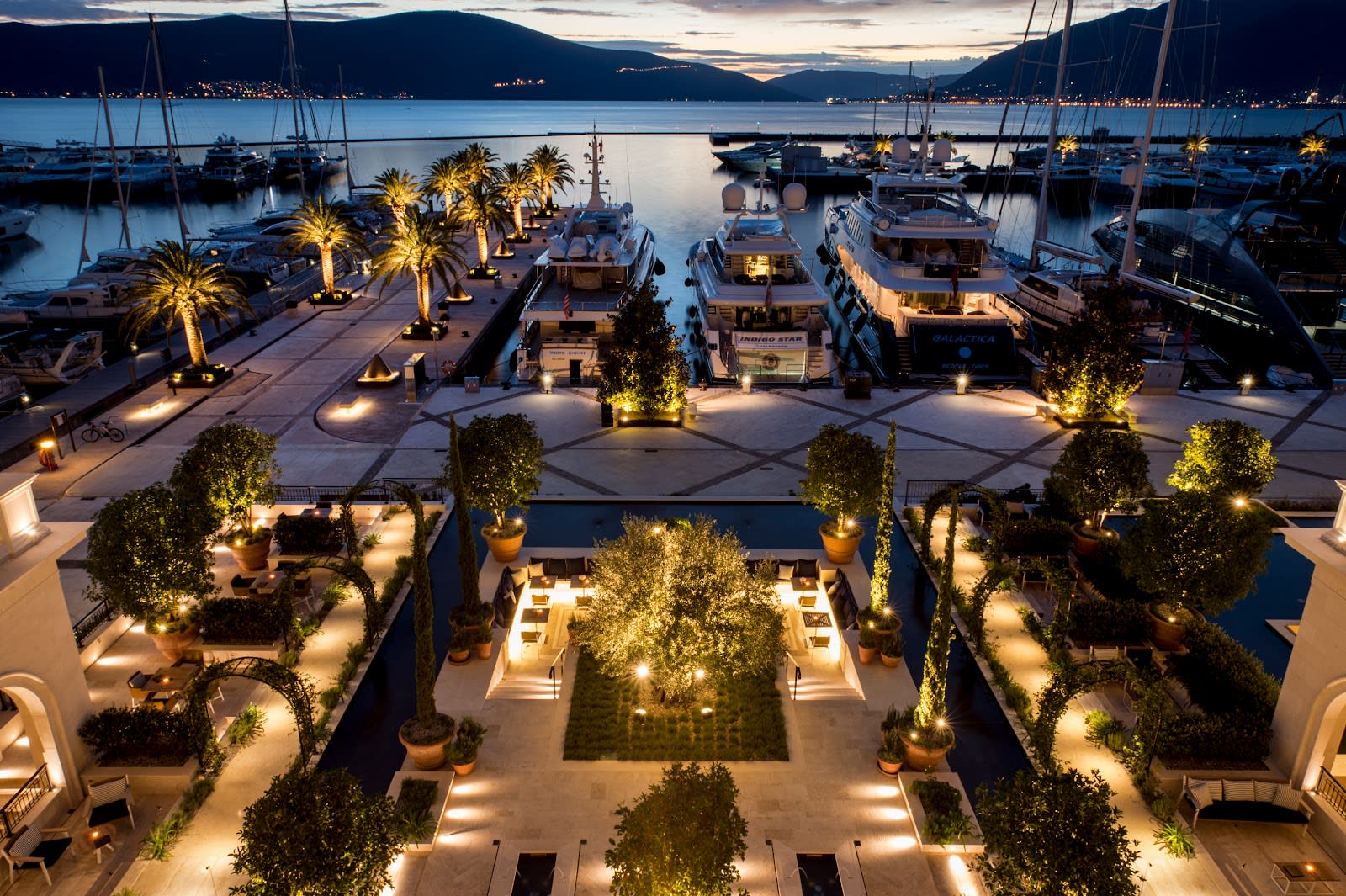 Onyx Bar & Garden photo 7