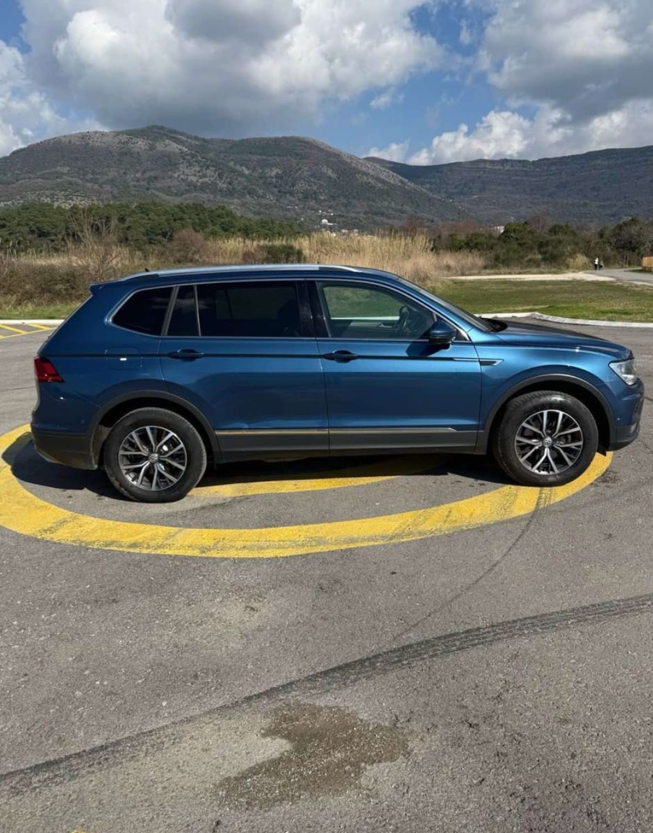 Adriatic Car - Rent A Car Agency photo 3