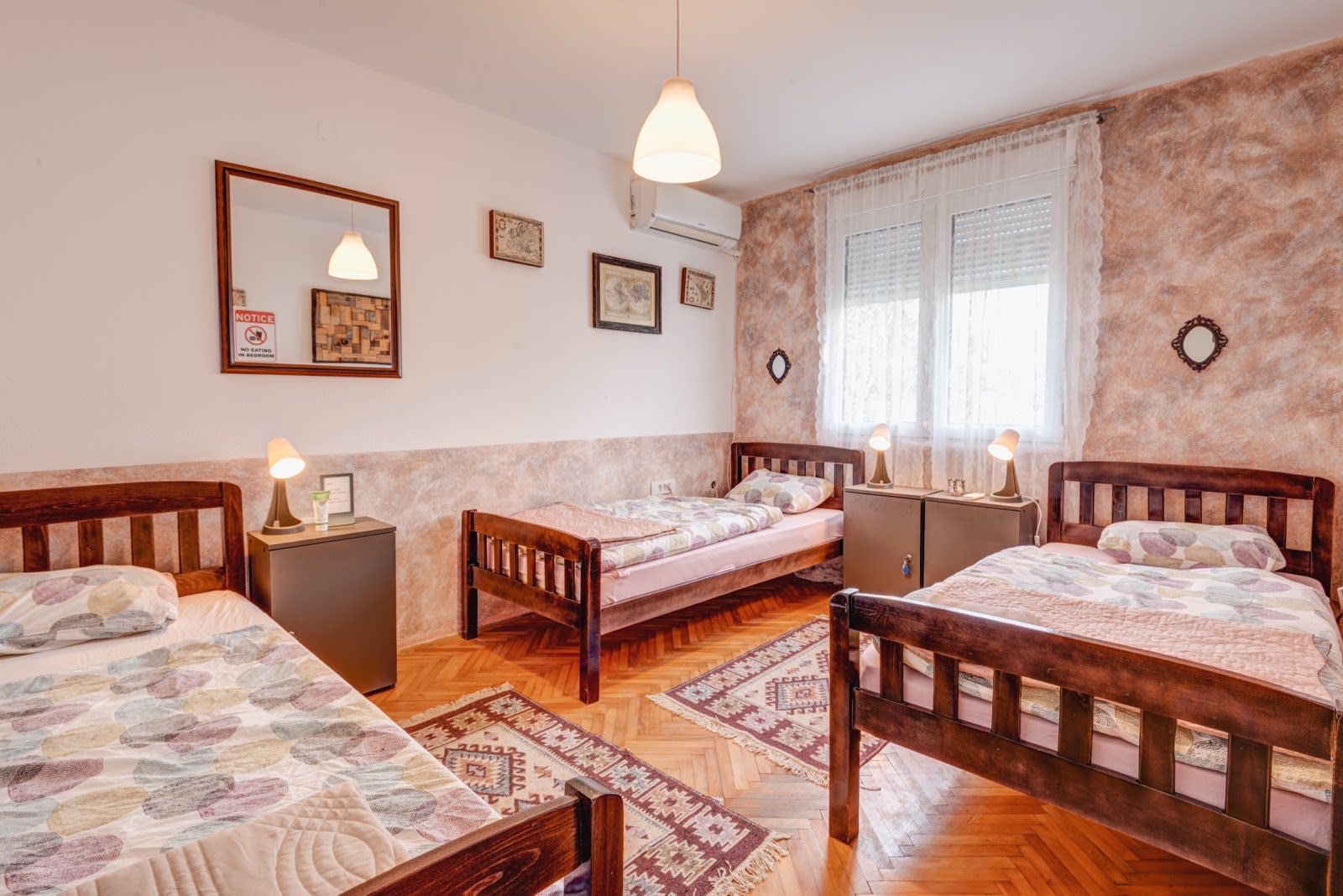 Q Podgorica Beds, Rooms and Friends photo 1