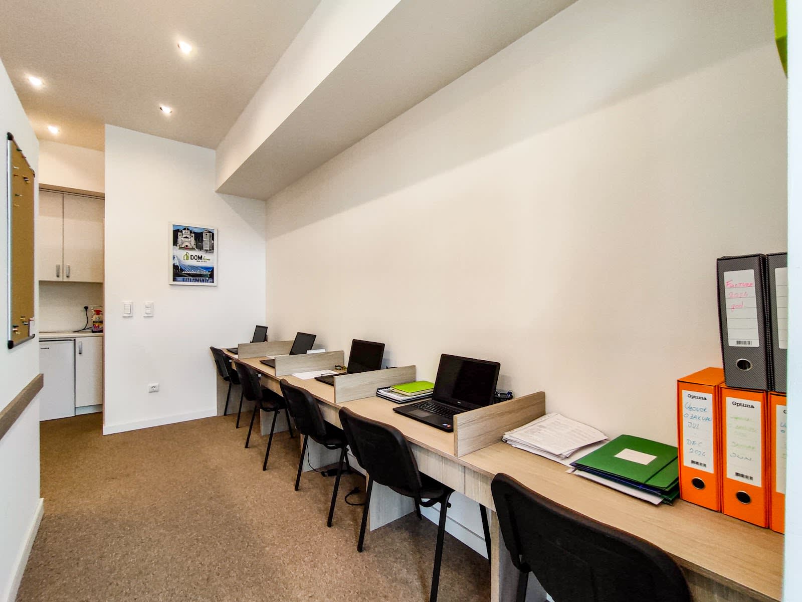Dom Home Real Estate photo 3