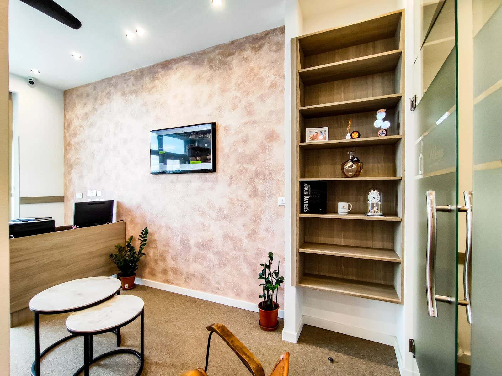 Dom Home Real Estate photo 5