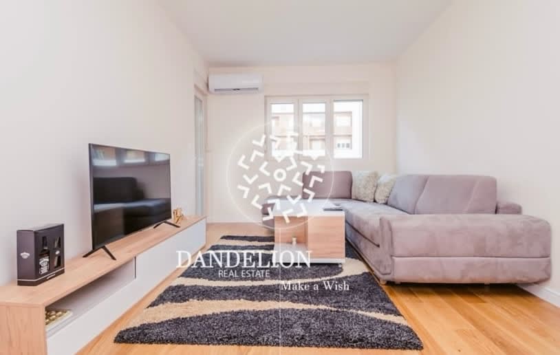 Dandelion Real Estate photo 9