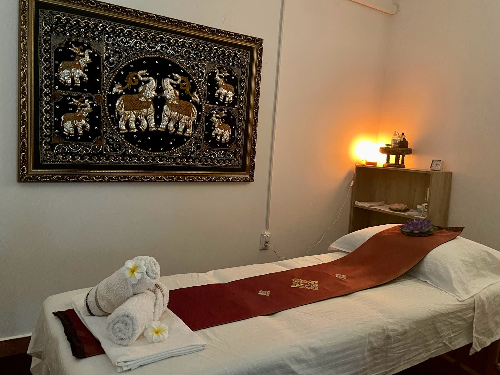 Supharwee Thai Massage Podgorica photo 1