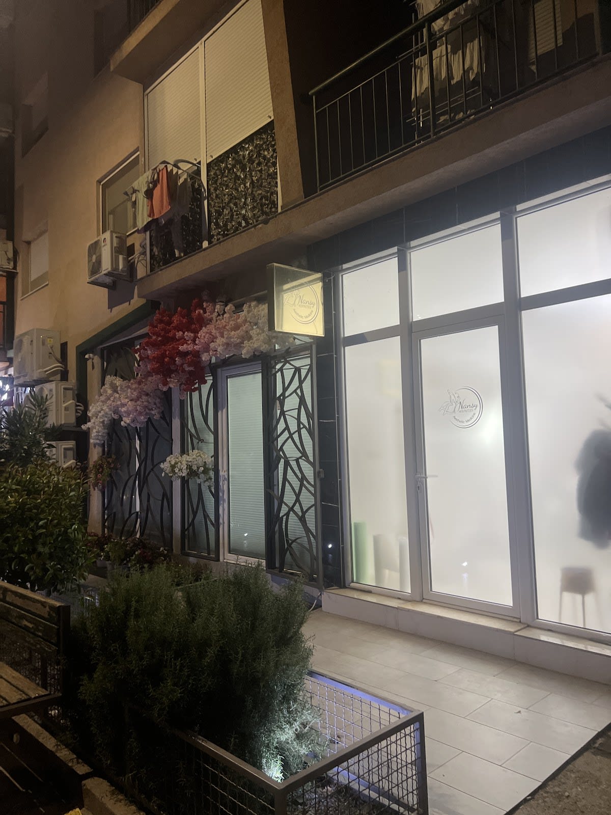 Aura Massage Salon photo 2