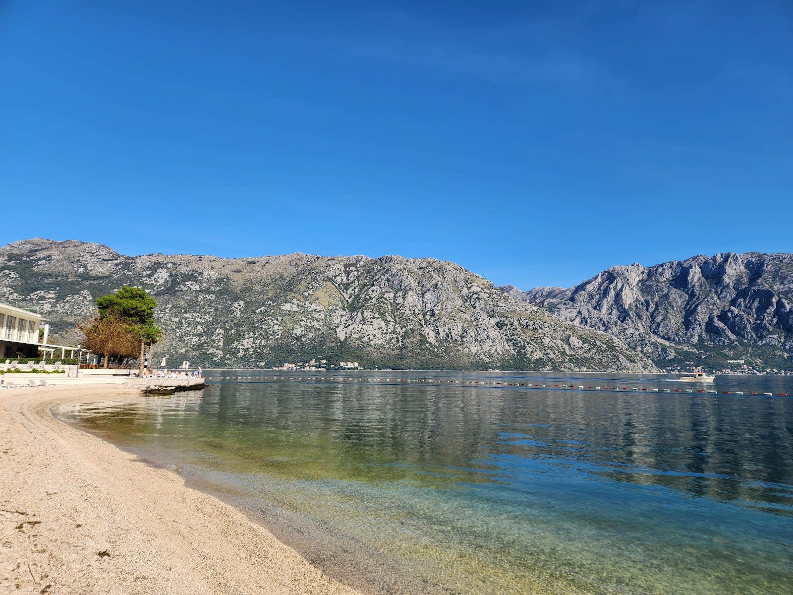 Oskar Beach Bar photo 2