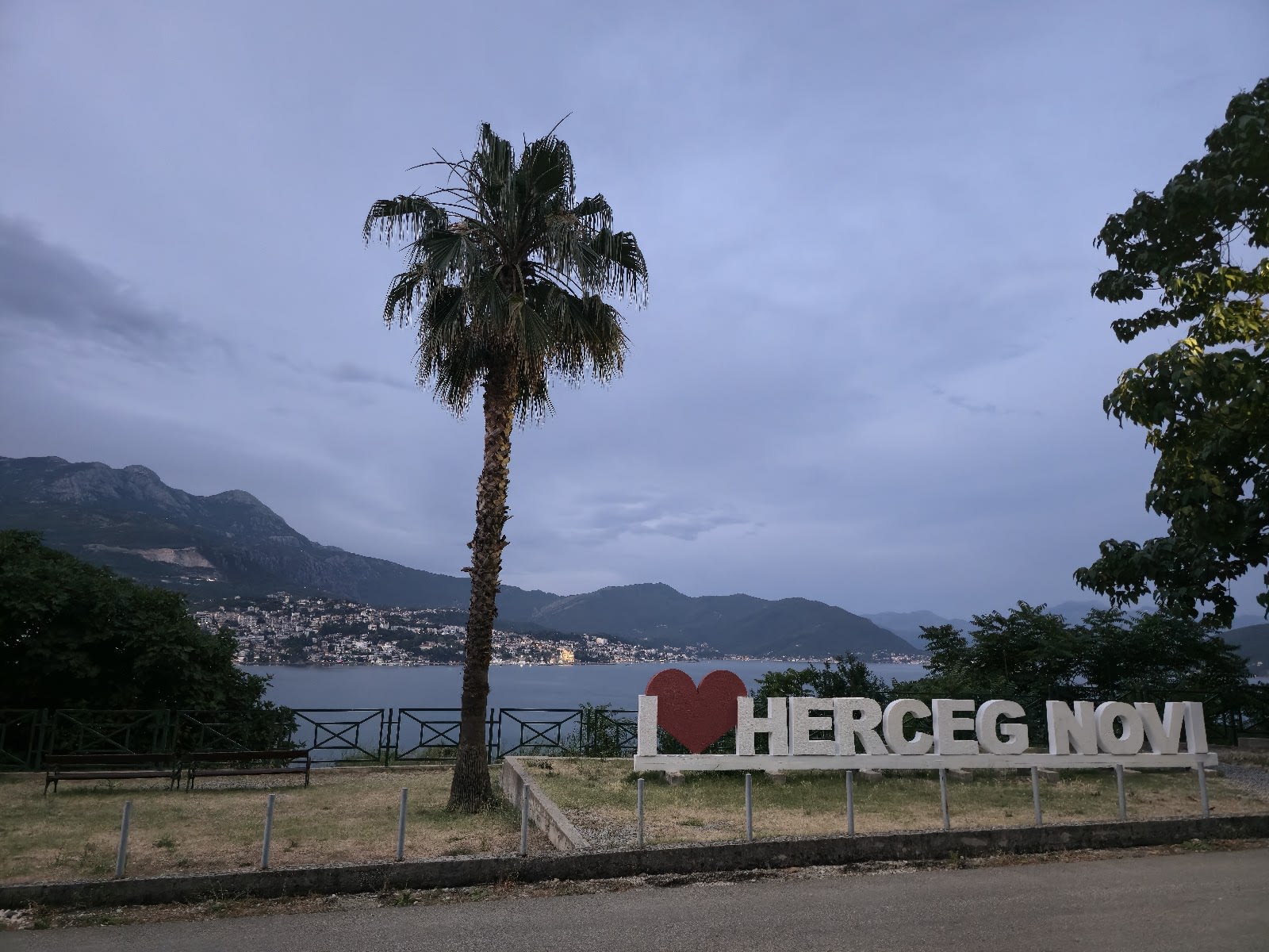 Holiday Lounge Bar - Herceg Novi photo 7