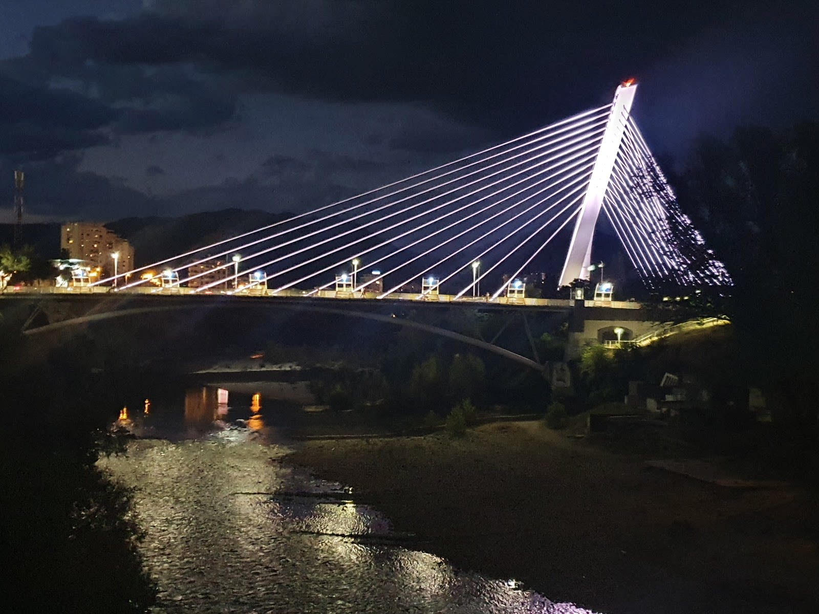 Millennium Bridge photo 6